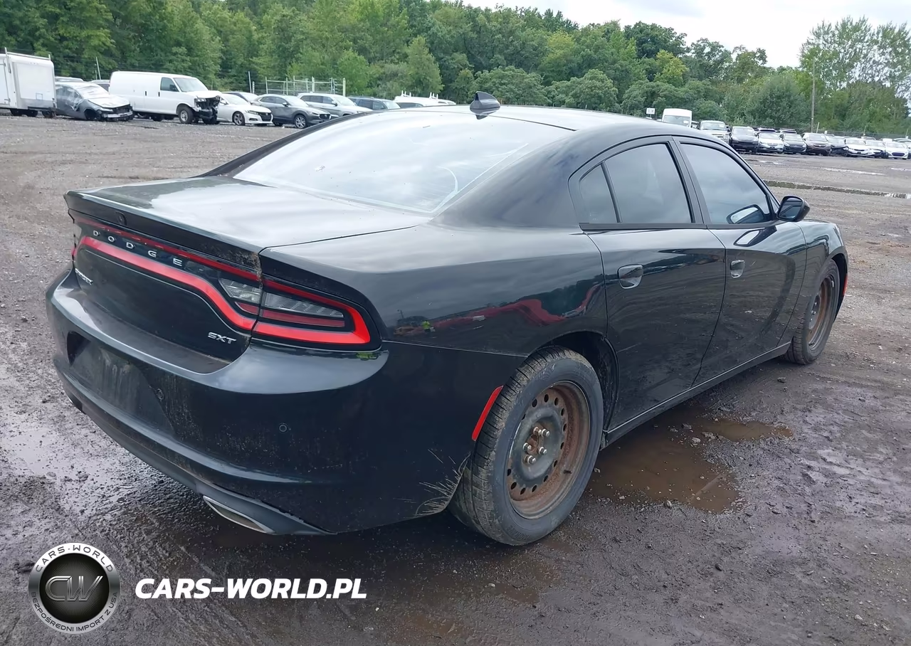 2015 Dodge Charger Sxt VIN:2C3CDXHG3FH827558 - 4