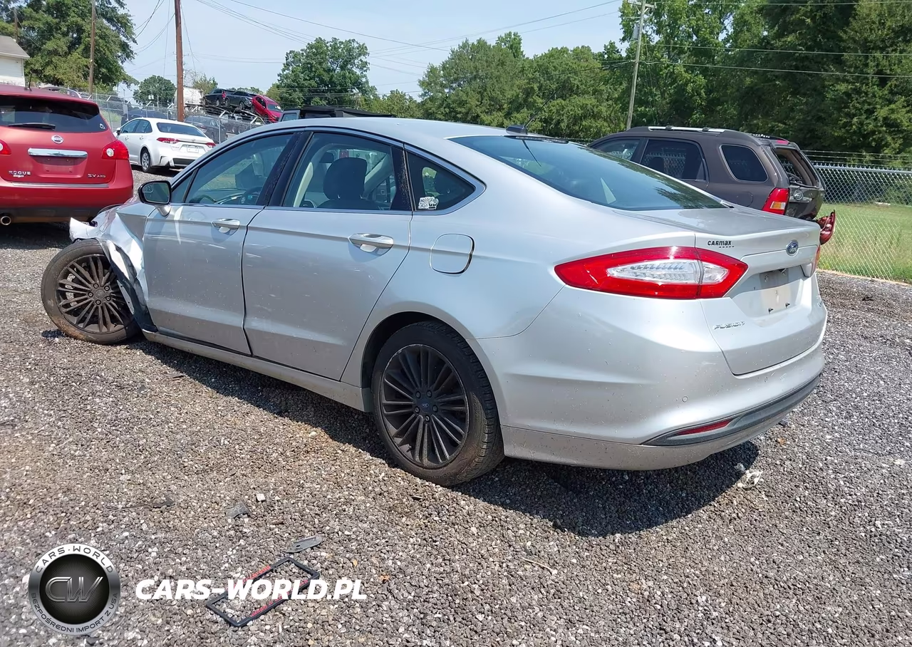 2015 Ford Fusion Se VIN:3FA6P0HDXFR108475 - 3