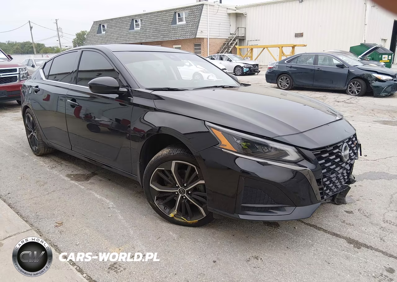 2023 Nissan Altima Sr Fwd