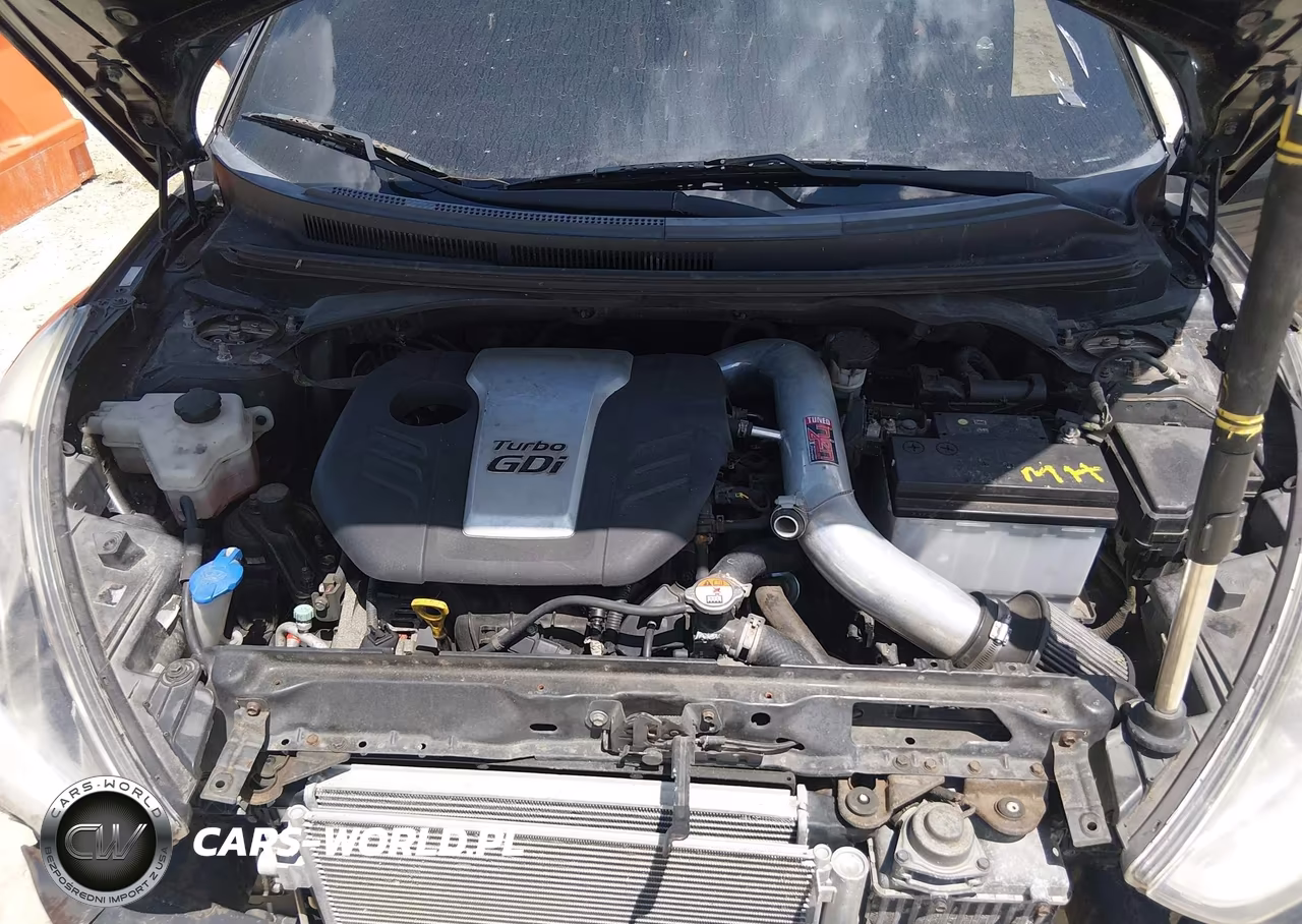 2016 Hyundai Veloster Turbo VIN:KMHTC6AE7GU267166 - 10