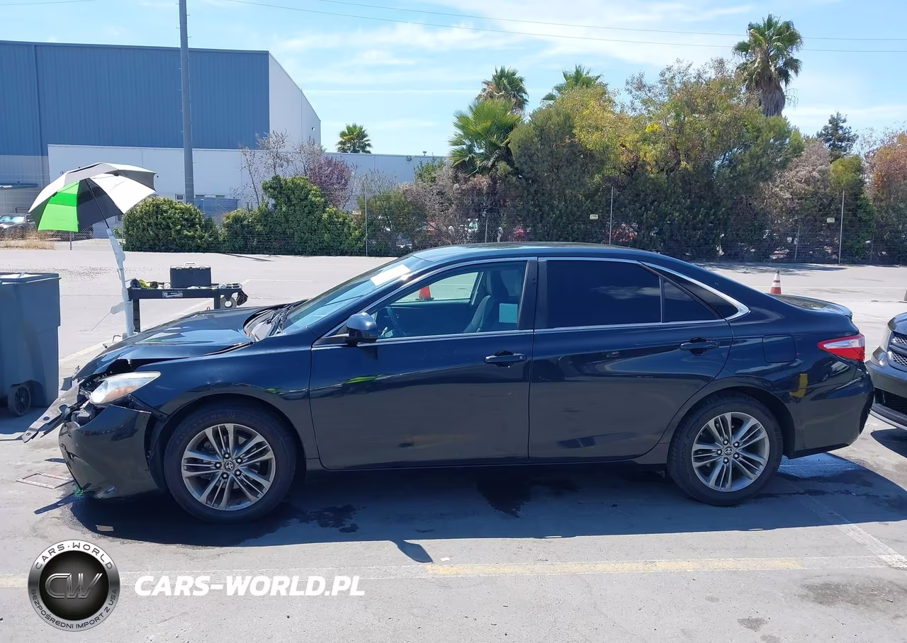 2017 Toyota Camry Se VIN:4T1BF1FK5HU389997 - 15