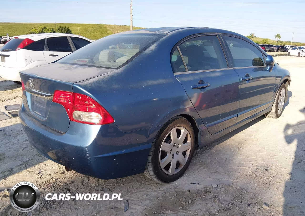2010 Honda Civic Lx VIN:2HGFA1F51AH563556 - 4
