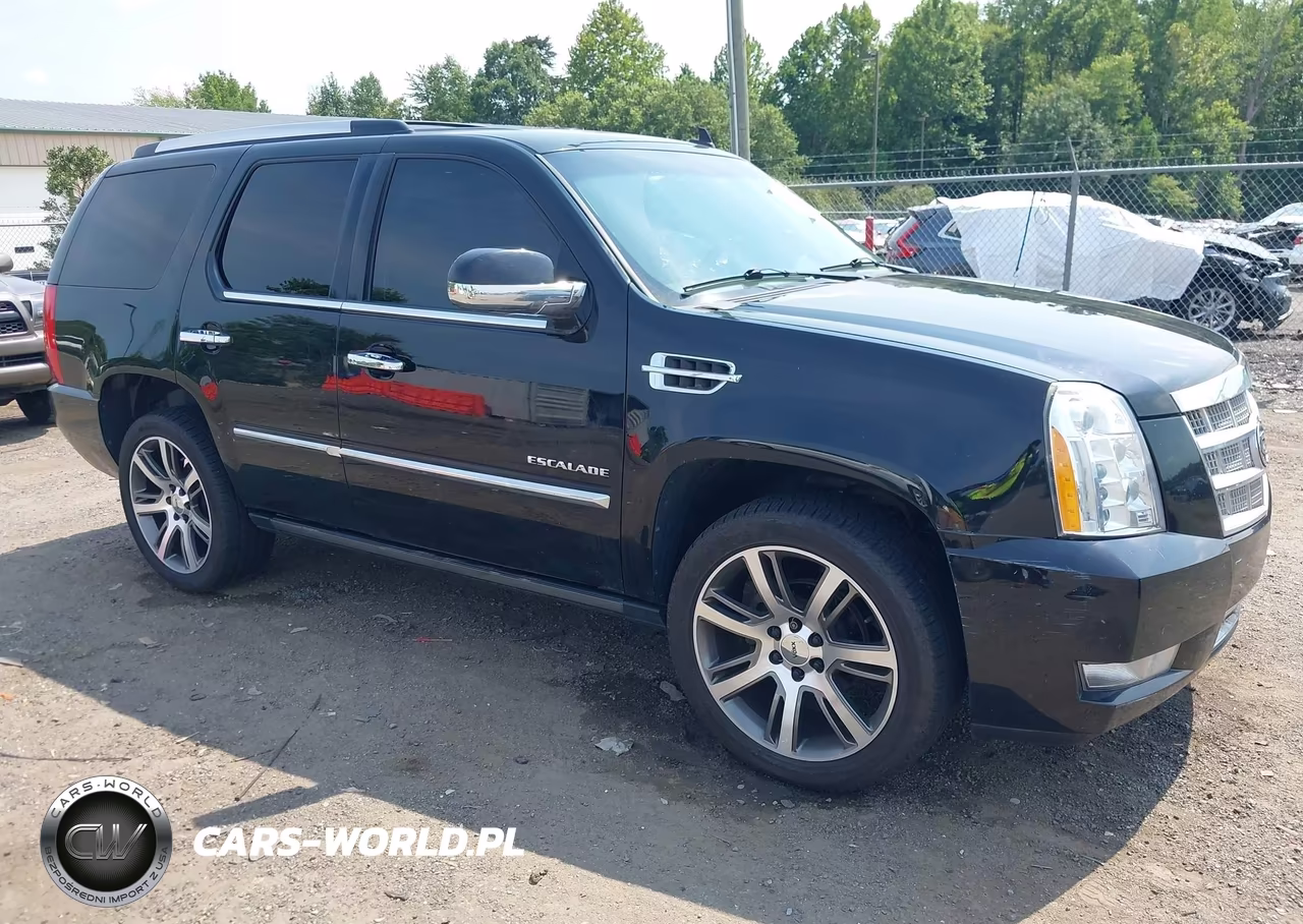 2012 Cadillac Escalade Platinum Edition