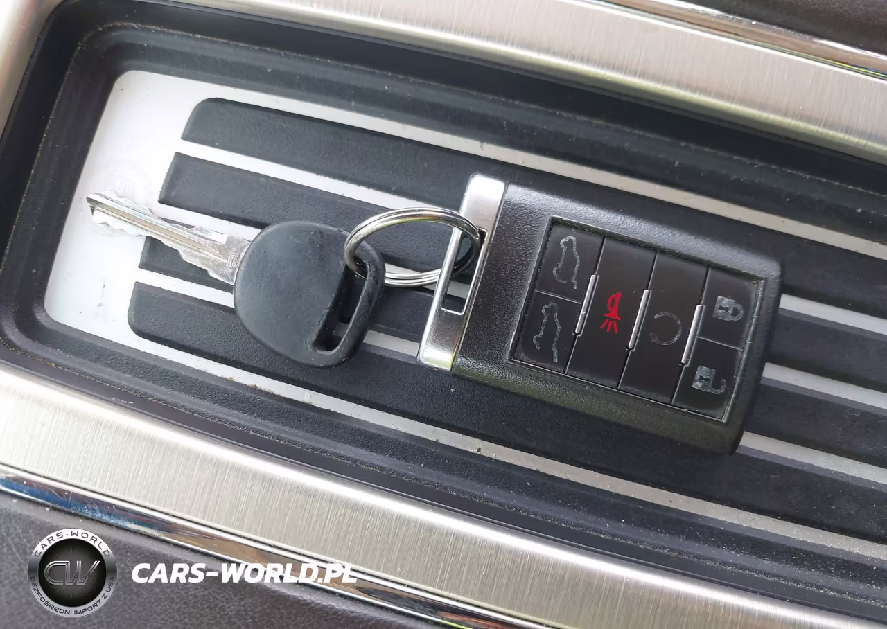 2012 Cadillac Escalade Platinum Edition VIN:1GYS4DEFXCR290243 - 11