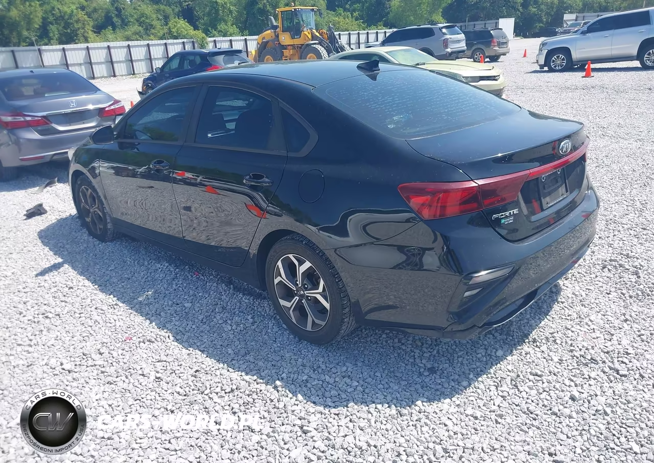 2019 Kia Forte Lxs VIN:3KPF24AD7KE084986 - 3