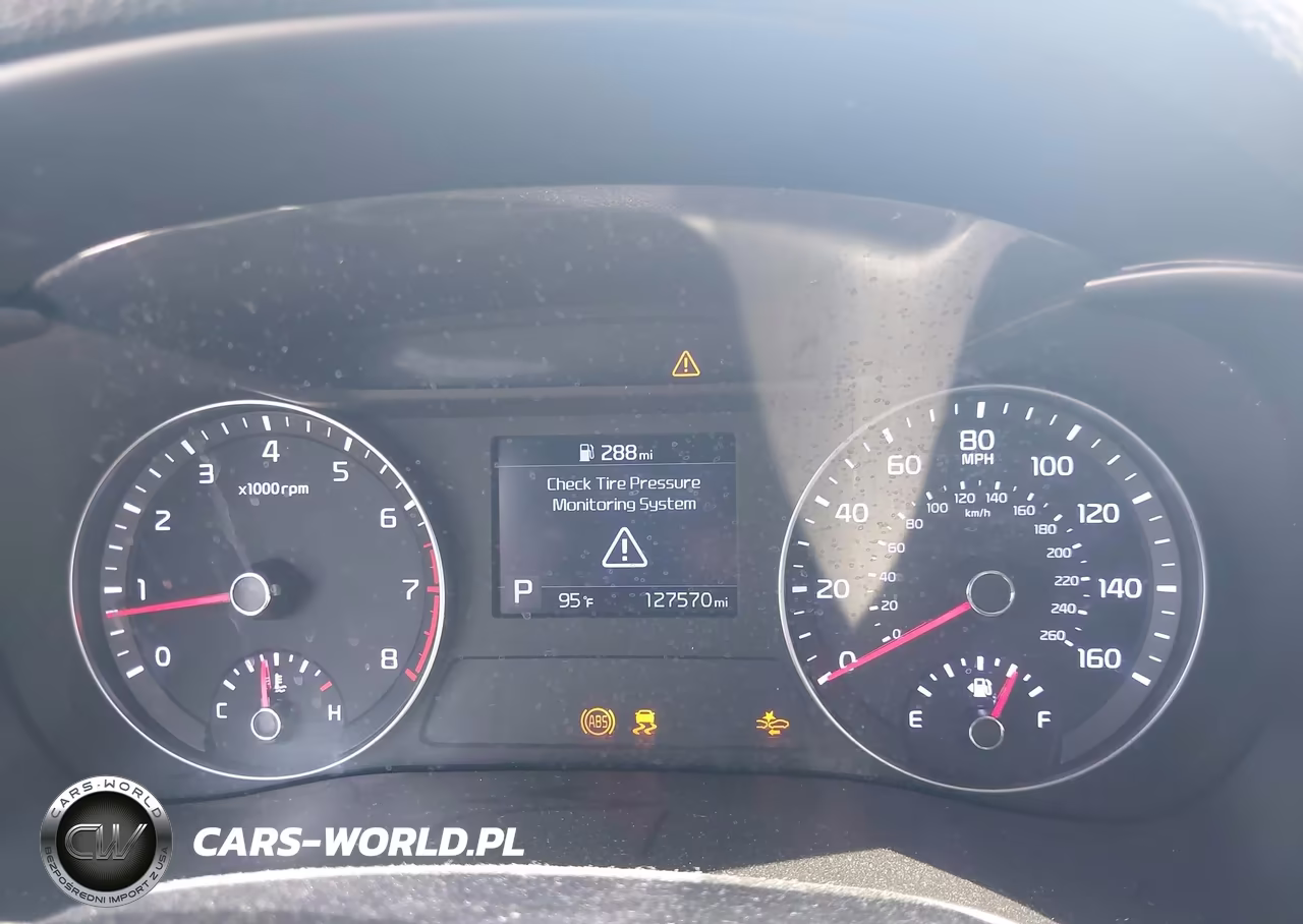 2019 Kia Forte Lxs VIN:3KPF24AD7KE084986 - 7