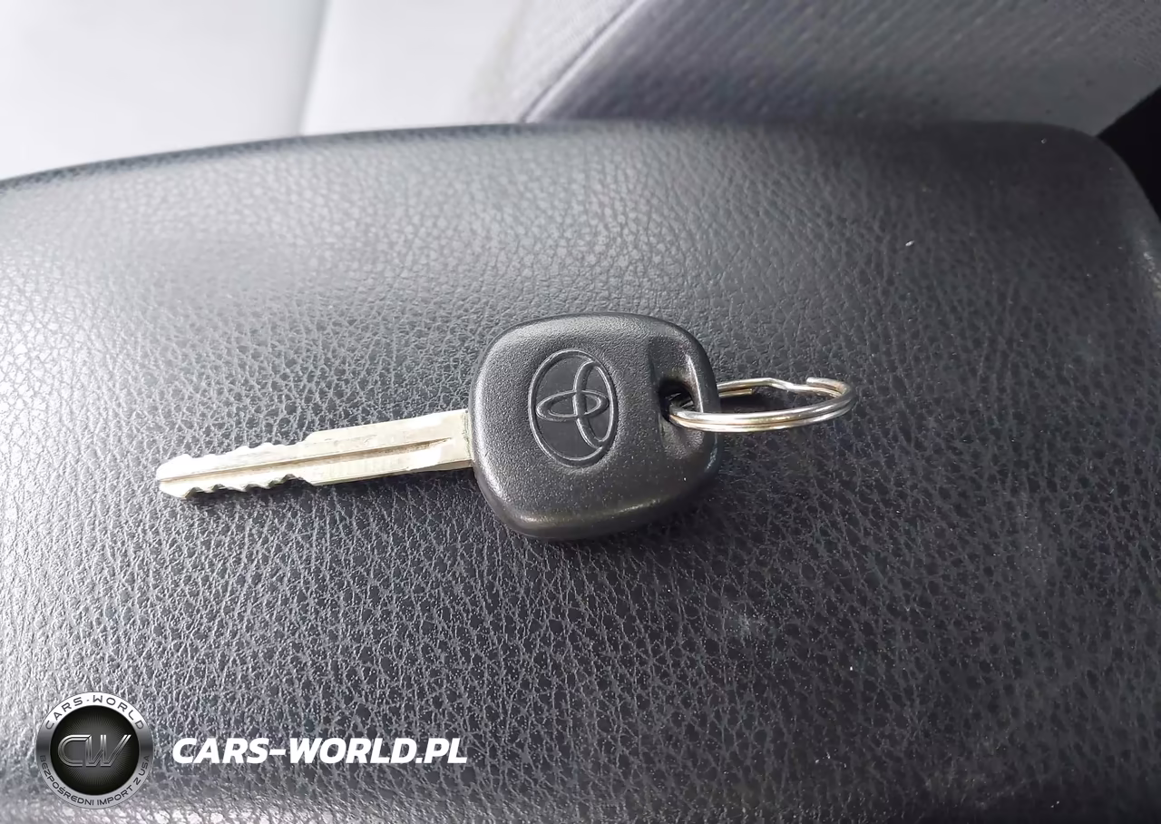 2016 Toyota Corolla L VIN:2T1BURHEXGC708256 - 11