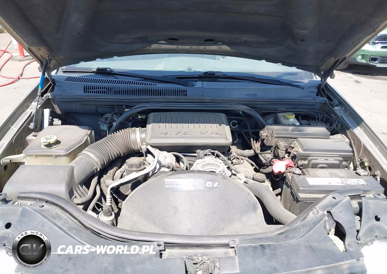 2006 Jeep Grand Cherokee Laredo VIN:1J4HR48N56C196924 - 10