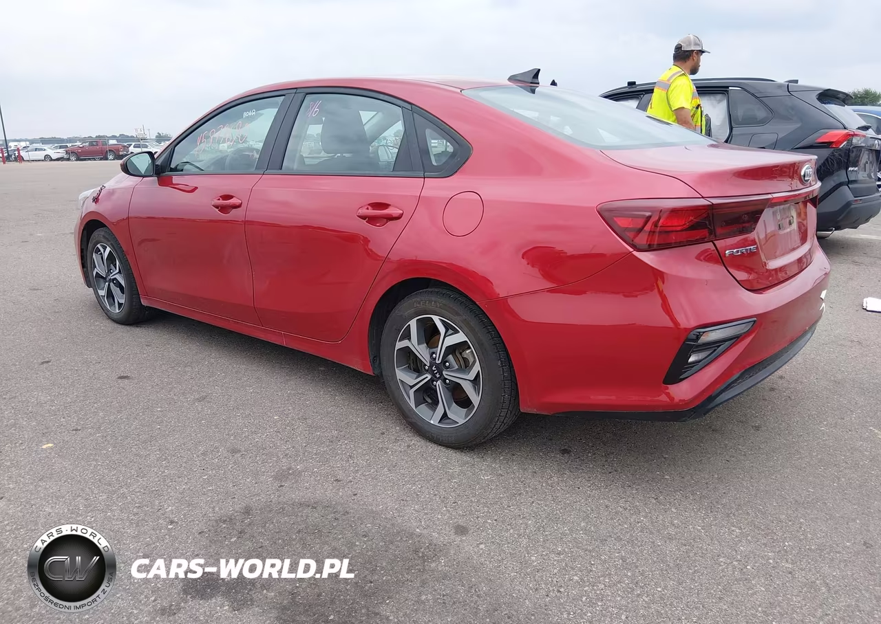 2020 Kia Forte Lxs VIN:3KPF24ADXLE248037 - 3