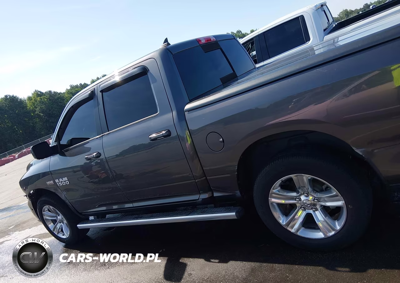 2017 Ram 1500 Sport 4X4 5'7 Box VIN:1C6RR7MT2HS530567 - 14
