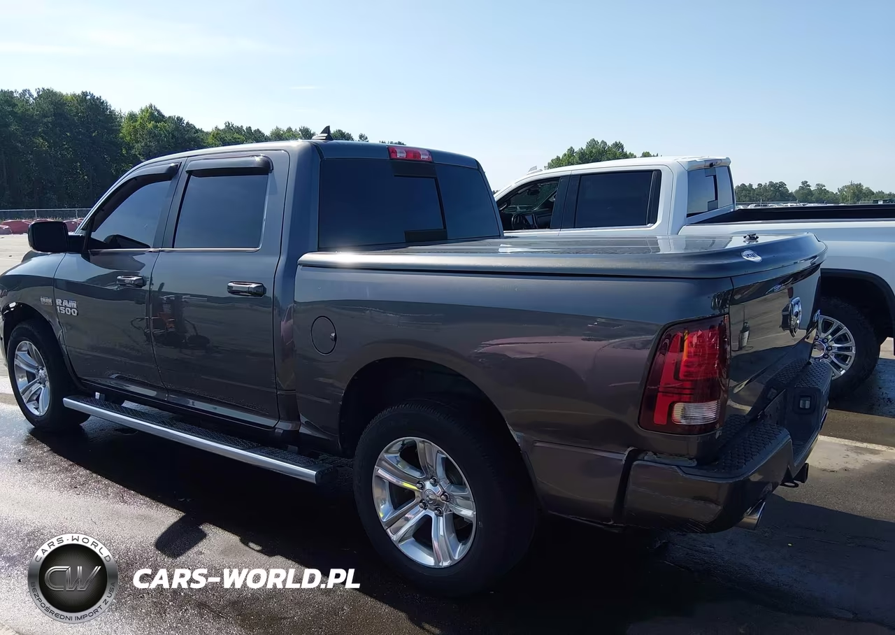 2017 Ram 1500 Sport 4X4 5'7 Box VIN:1C6RR7MT2HS530567 - 3