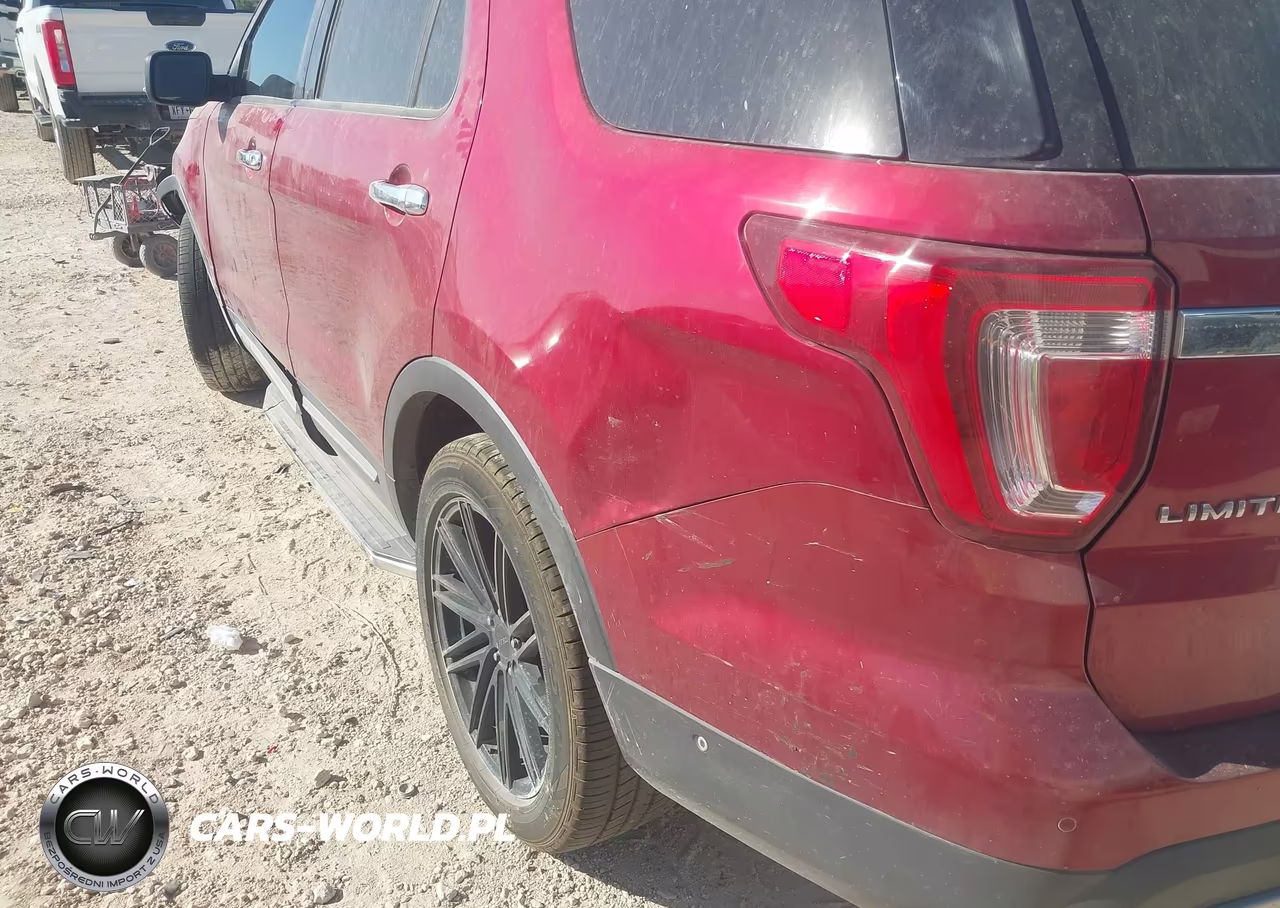2017 Ford Explorer Limited VIN:1FM5K7F8XHGD86513 - 17