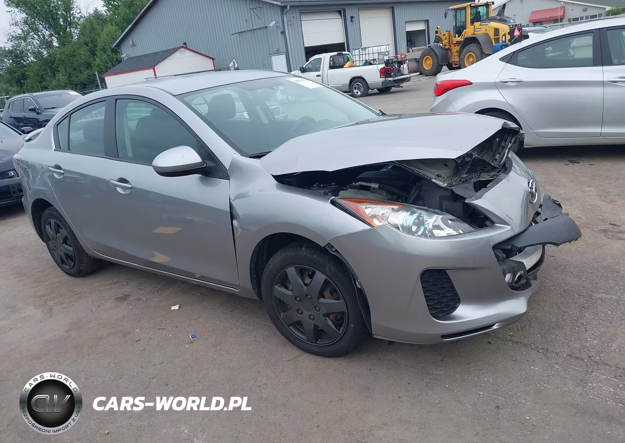2013 Mazda Mazda3 I Sport – zdjęcie 1 z 15