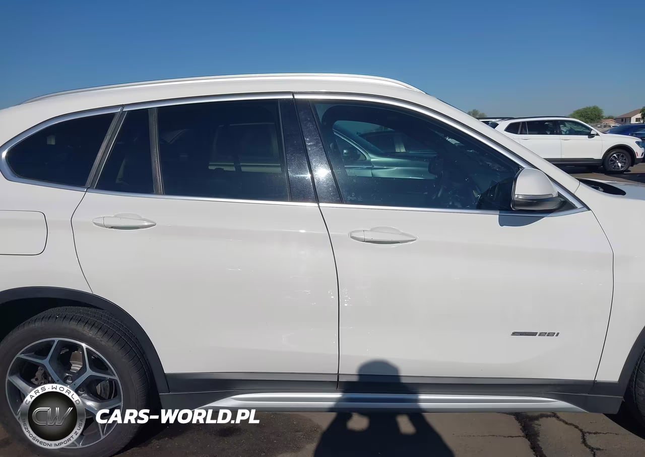 2017 BMW X1 Sdrive28I VIN:WBXHU7C33HP924590 - 13