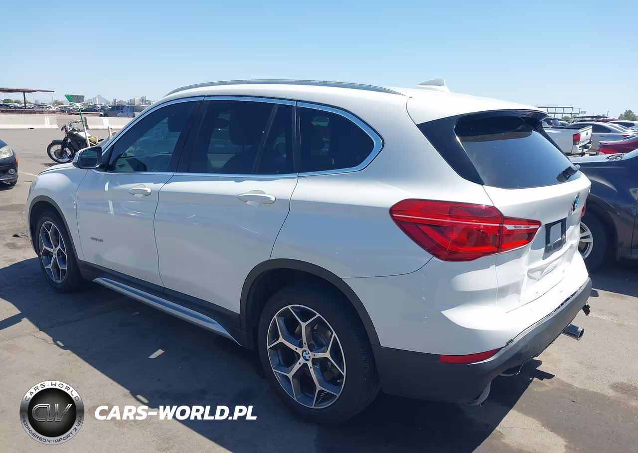 2017 BMW X1 Sdrive28I VIN:WBXHU7C33HP924590 - 3