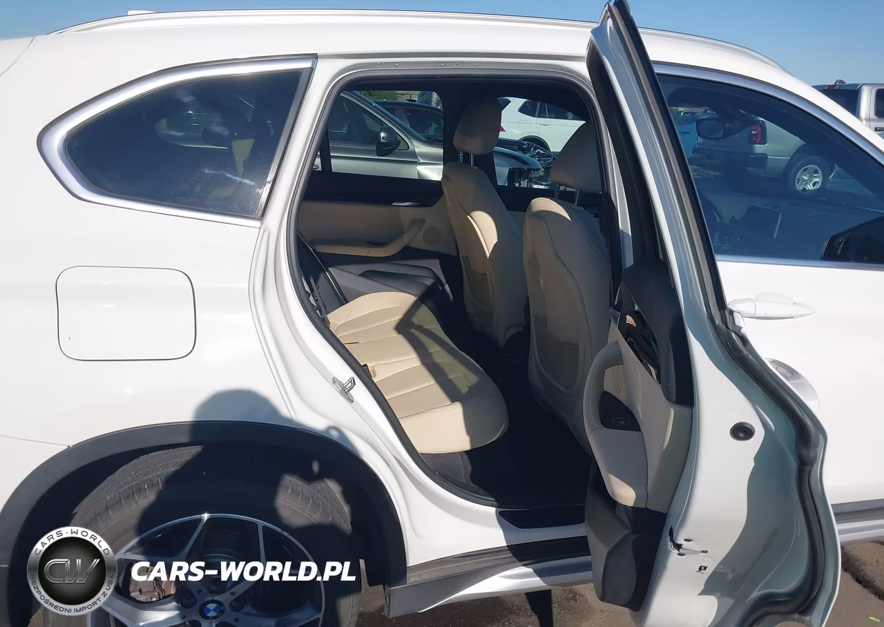 2017 BMW X1 Sdrive28I VIN:WBXHU7C33HP924590 - 8