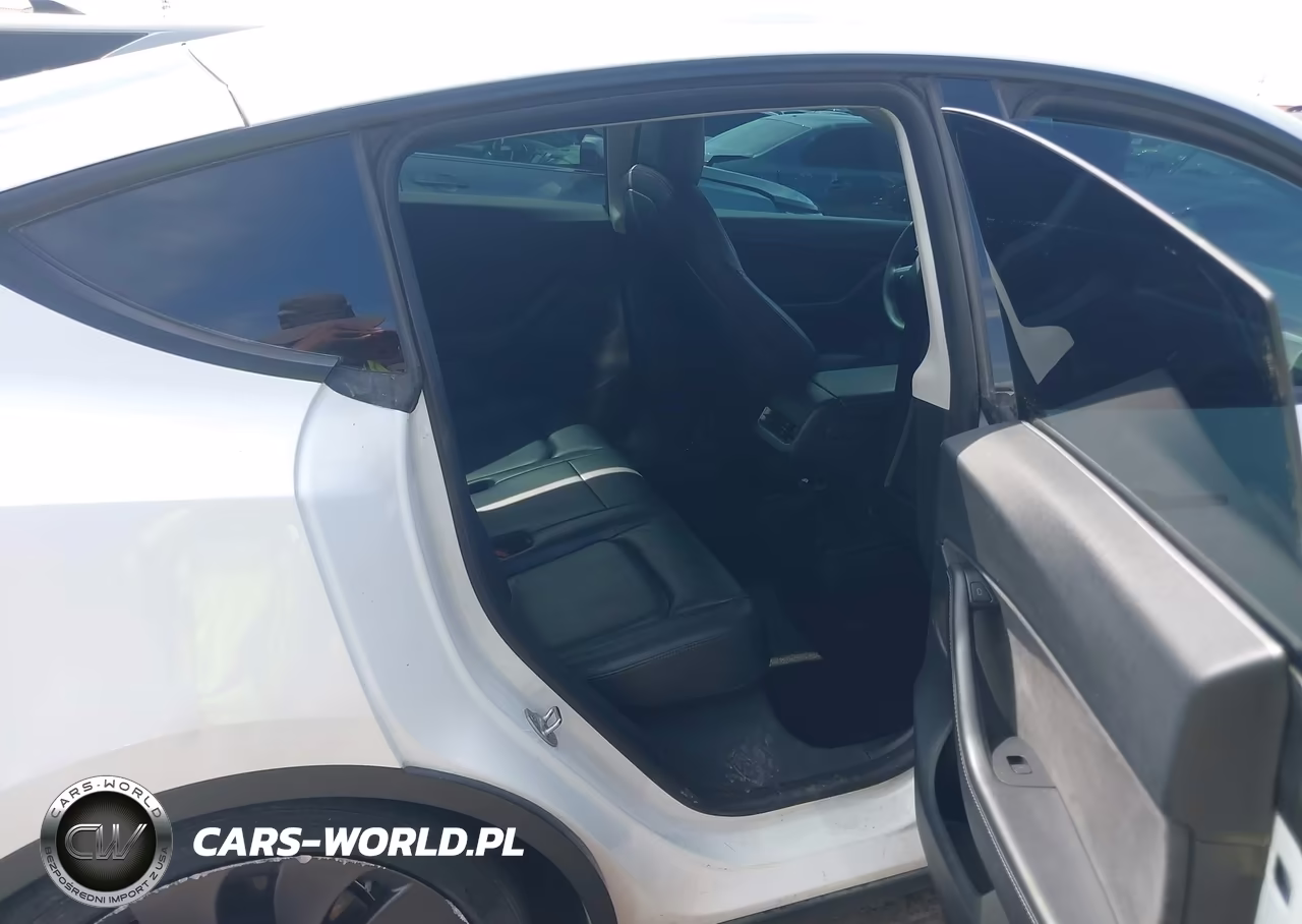 2021 Tesla Model Y Performance Dual Motor All-Wheel Drive VIN:5YJYGDEF9MF252565 - 8