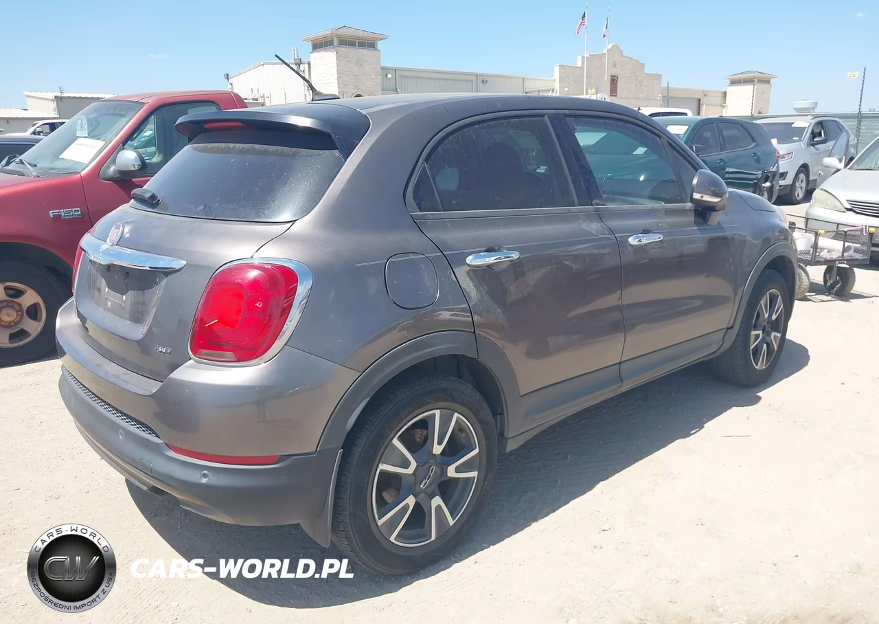 2016 Fiat 500X Easy VIN:ZFBCFYBT0GP330972 - 4