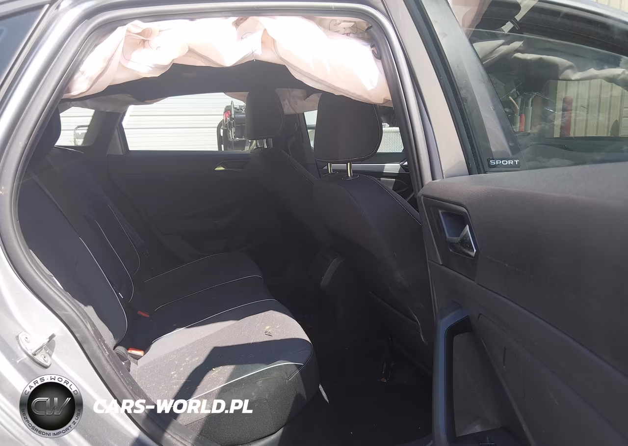 2025 Volkswagen Jetta 1.5T Sport VIN:3VWBX7BU2SM000768 - 8