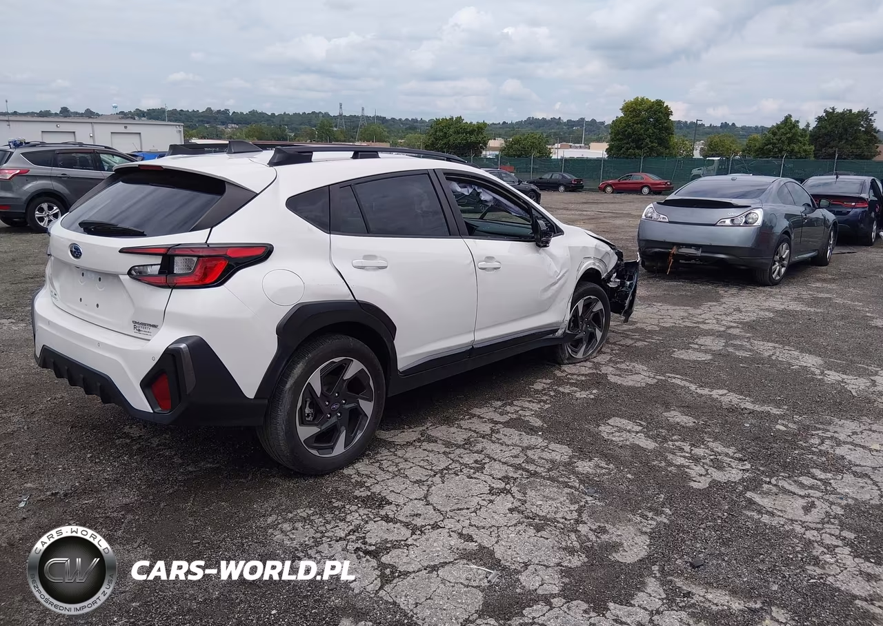 2024 Subaru Crosstrek Limited VIN:4S4GUHM64R3712325 - 4