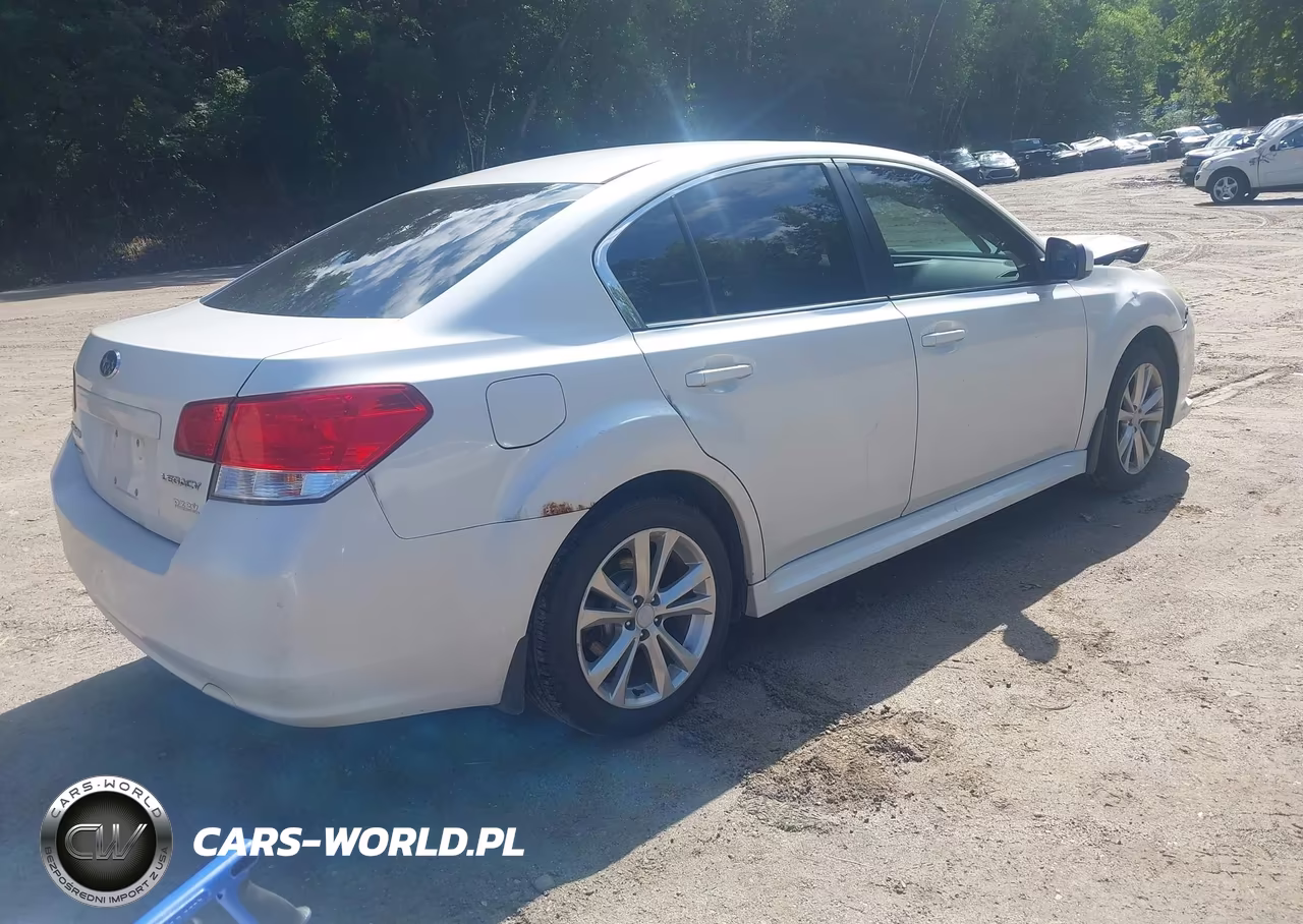 2013 Subaru Legacy 2.5I Premium VIN:4S3BMBC66D3046834 - 4