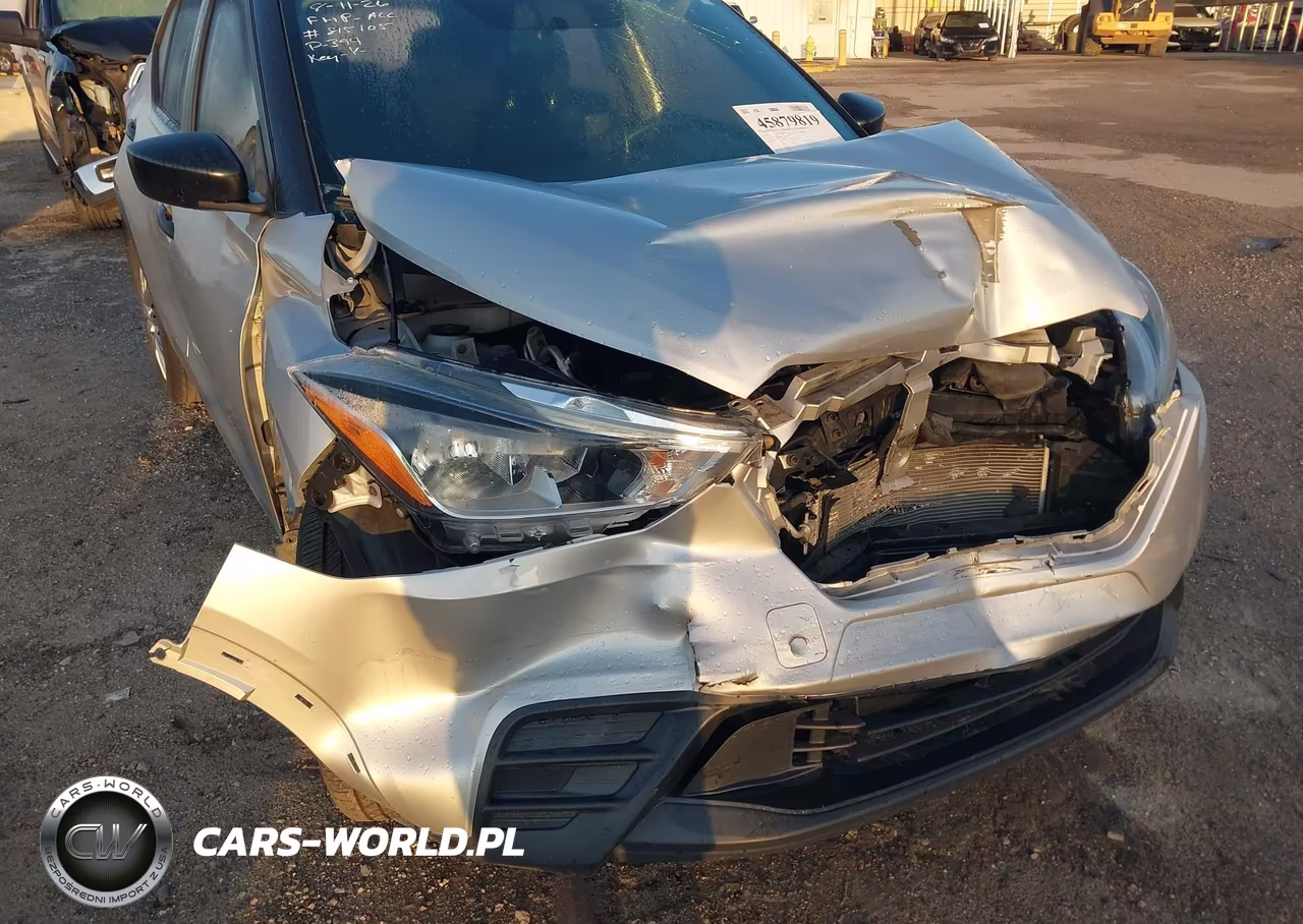 2019 Nissan Kicks S VIN:3N1CP5CU2KL532590 - 6
