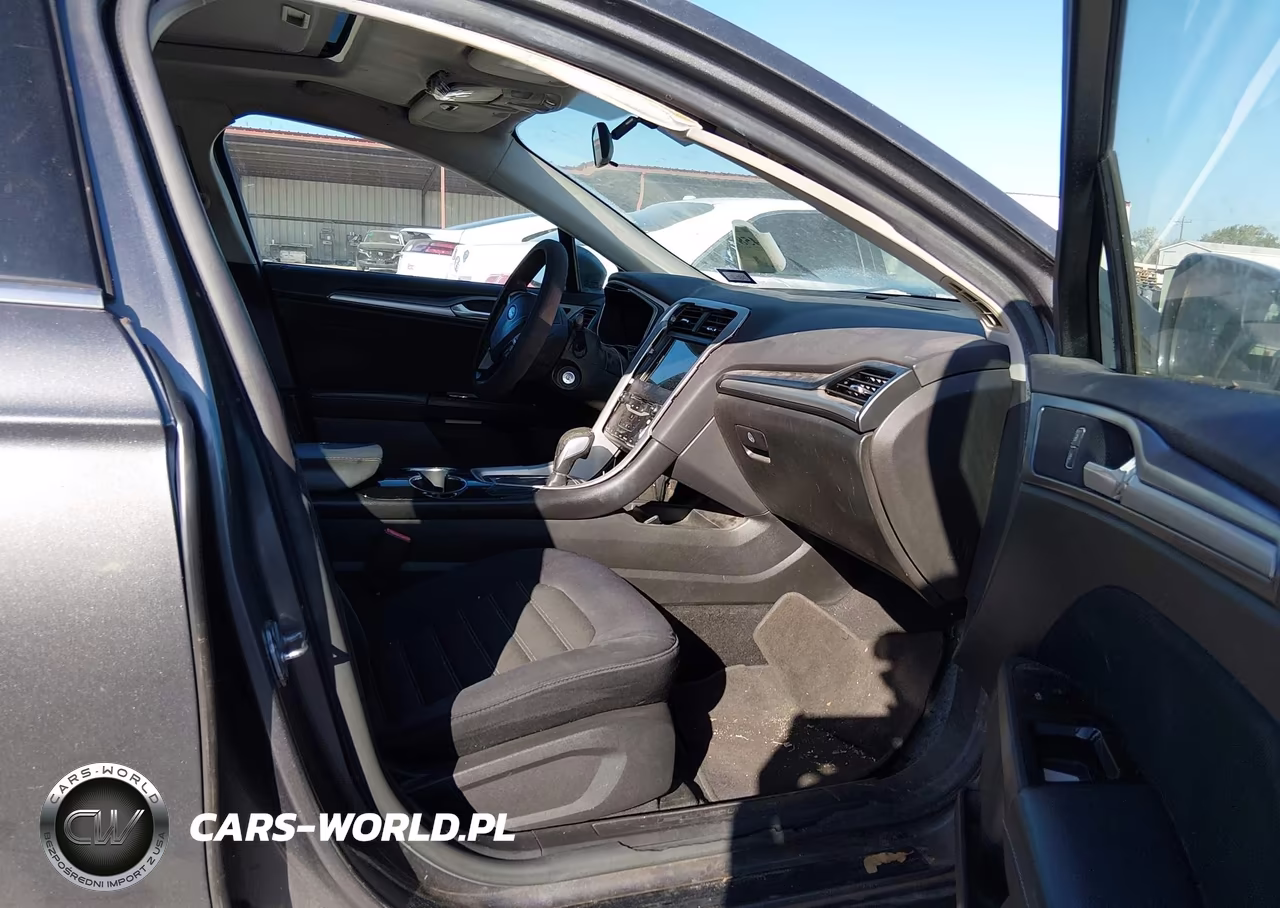 2014 Ford Fusion Se VIN:3FA6P0H79ER251197 - 5