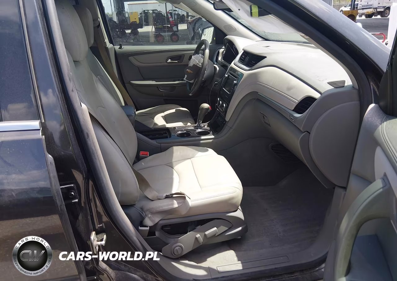 2014 Chevrolet Traverse Lt VIN:1GNKRHKD3EJ321701 - 5