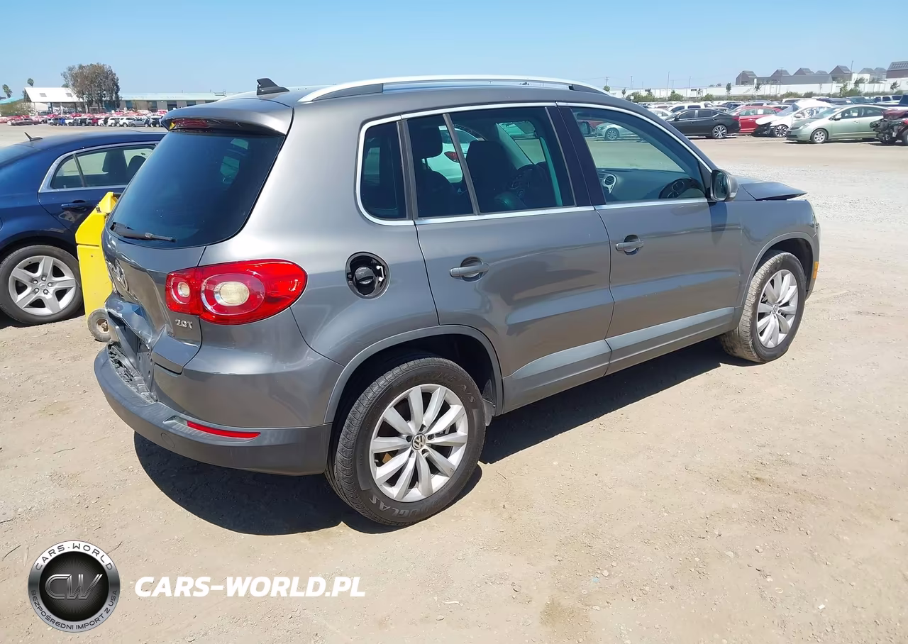 2011 Volkswagen Tiguan Se VIN:WVGAV7AX5BW546024 - 4