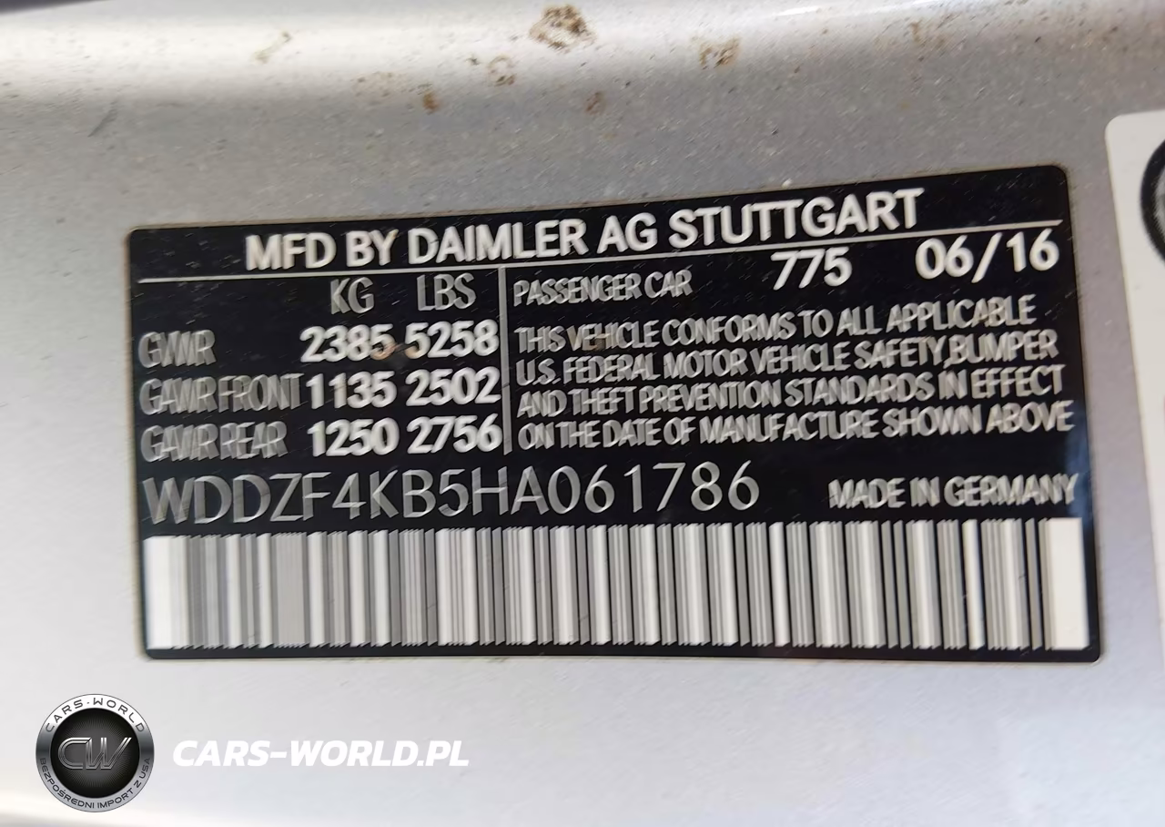 2017 Mercedes-Benz E 300 4Matic VIN:WDDZF4KB5HA061786 - 9