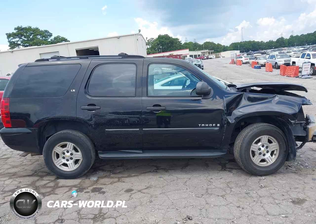 2007 Chevrolet Tahoe Ls VIN:1GNFC13C67R266651 - 13