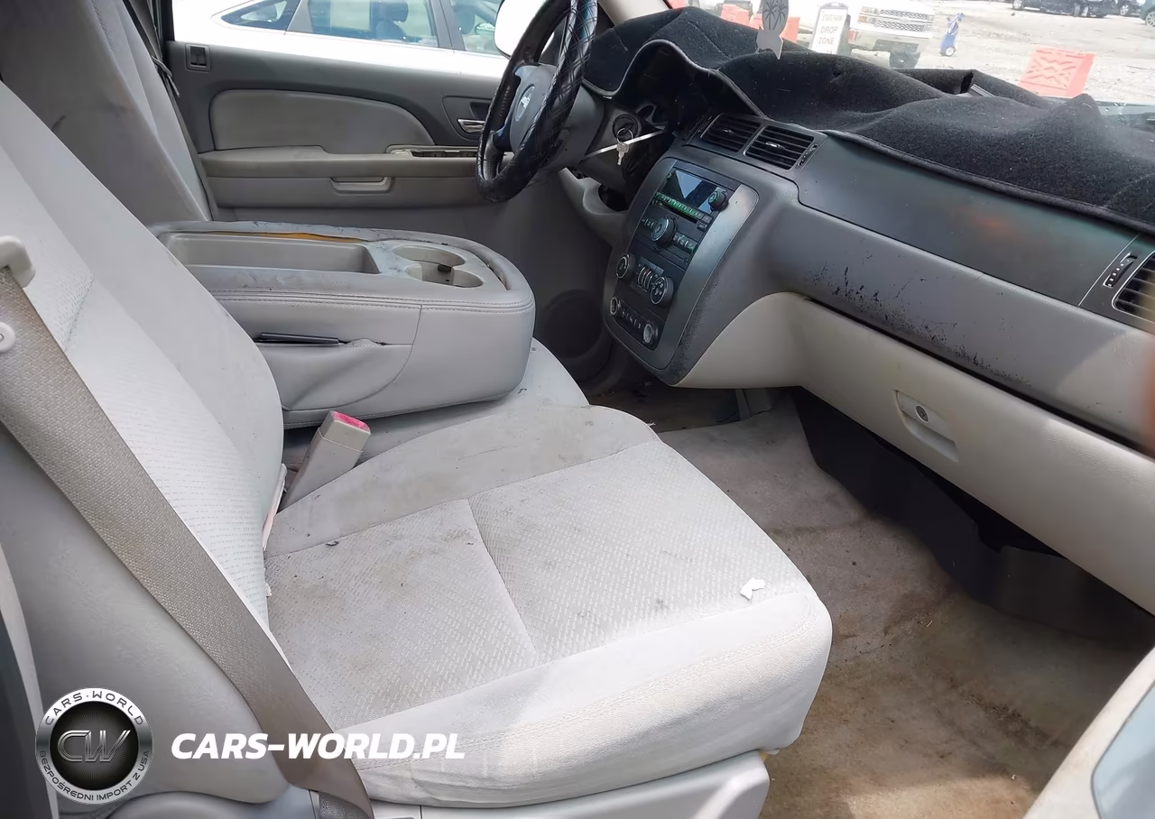 2007 Chevrolet Tahoe Ls VIN:1GNFC13C67R266651 - 5