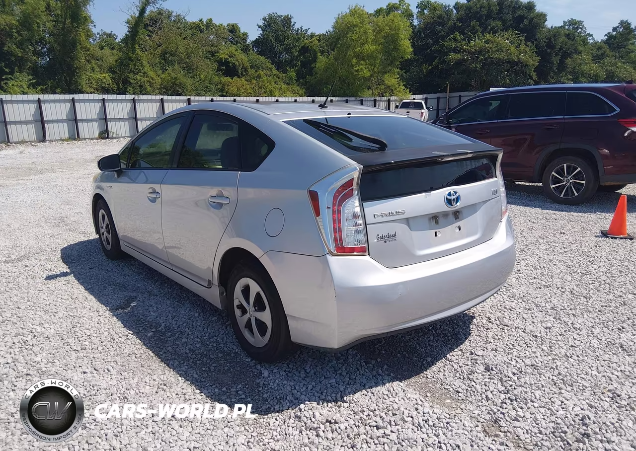2012 Toyota Prius Two VIN:JTDKN3DU1C5378053 - 3
