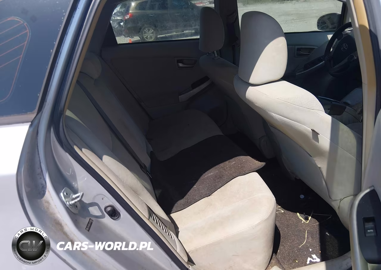 2012 Toyota Prius Two VIN:JTDKN3DU1C5378053 - 8
