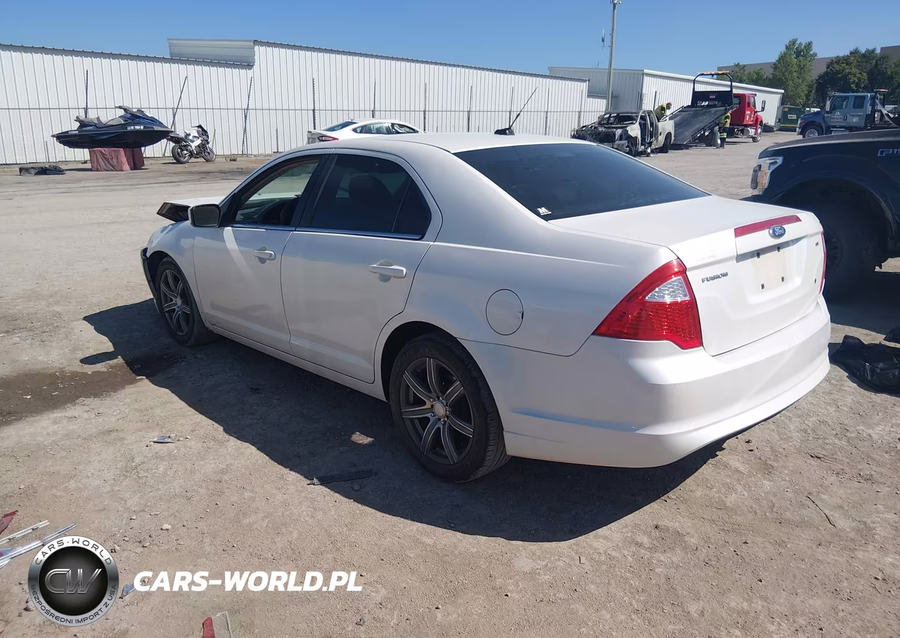 2010 Ford Fusion Se VIN:3FAHP0HA7AR268806 - 3