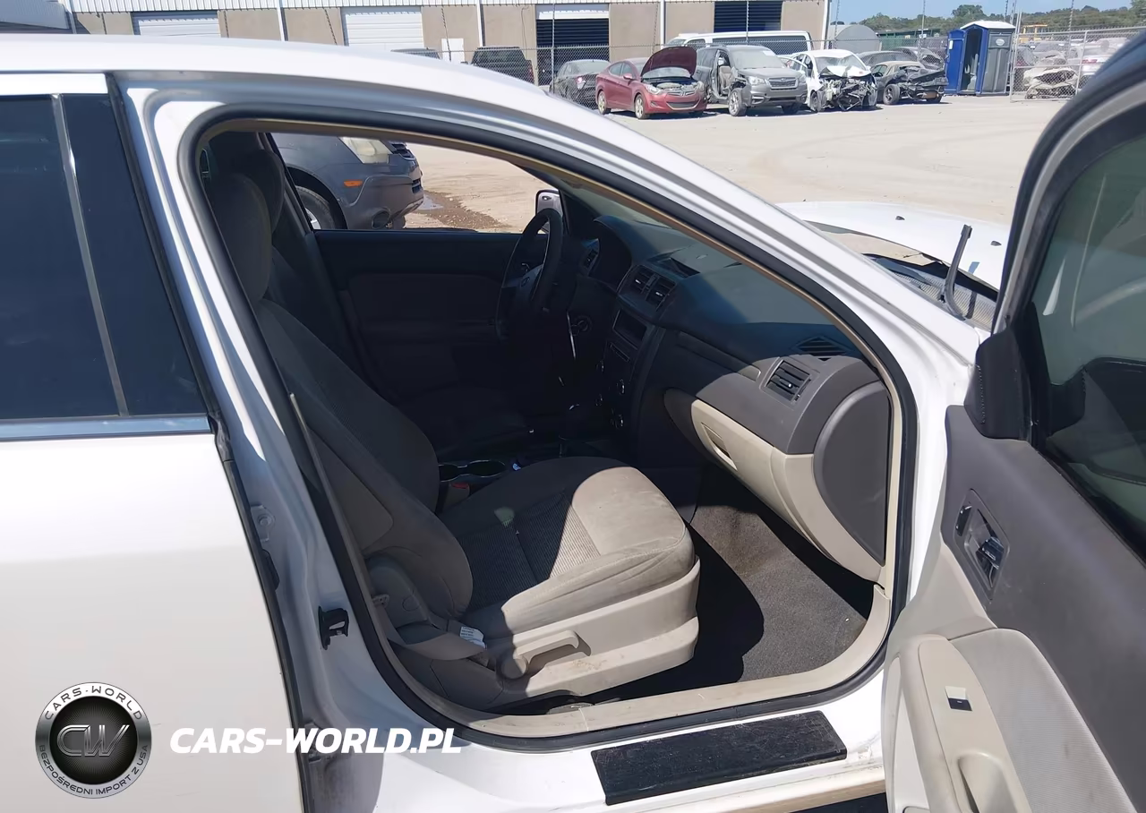 2010 Ford Fusion Se VIN:3FAHP0HA7AR268806 - 5