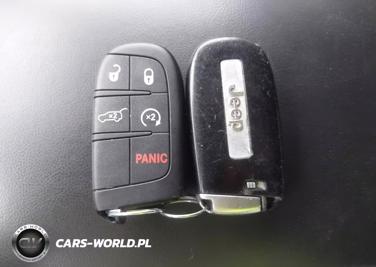 2020 Jeep Grand Cherokee Limited 4X4 VIN:1C4RJFBG0LC401102 - 11