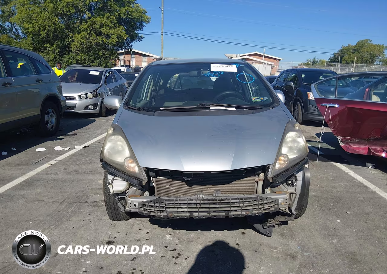2012 Honda Fit VIN:JHMGE8G3XCC038755 - 12