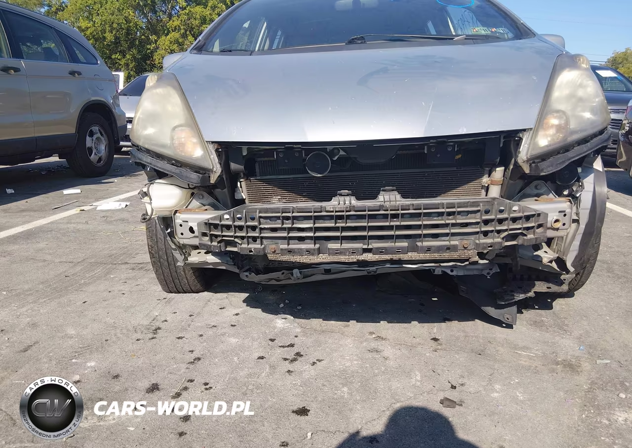 2012 Honda Fit VIN:JHMGE8G3XCC038755 - 6