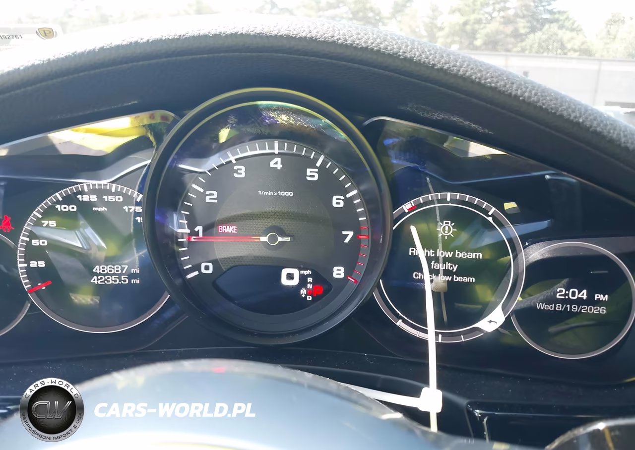 2018 Porsche Panamera 4 VIN:WP0AA2A77JL116174 - 15