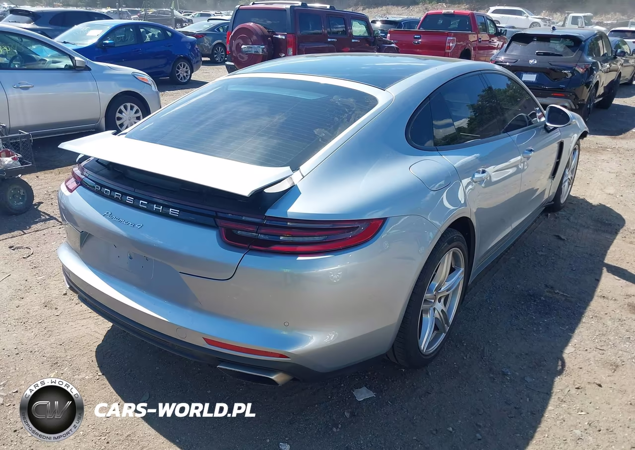 2018 Porsche Panamera 4 VIN:WP0AA2A77JL116174 - 4