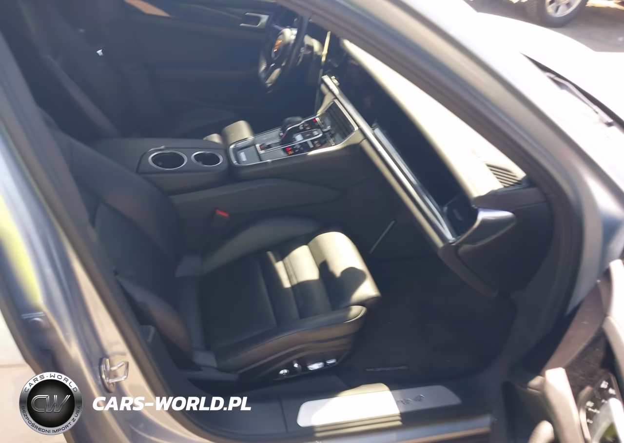 2018 Porsche Panamera 4 VIN:WP0AA2A77JL116174 - 5