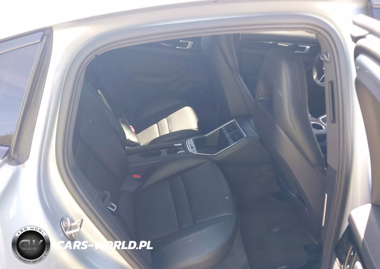 2018 Porsche Panamera 4 VIN:WP0AA2A77JL116174 - 8