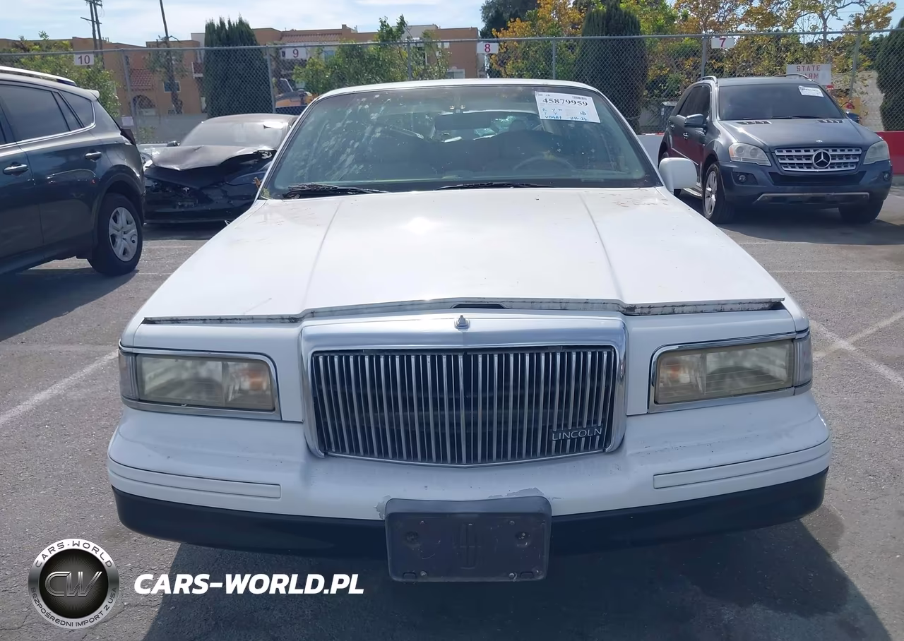 1995 Lincoln Town Car Cartier VIN:1LNLM83W9SY617672 - 12