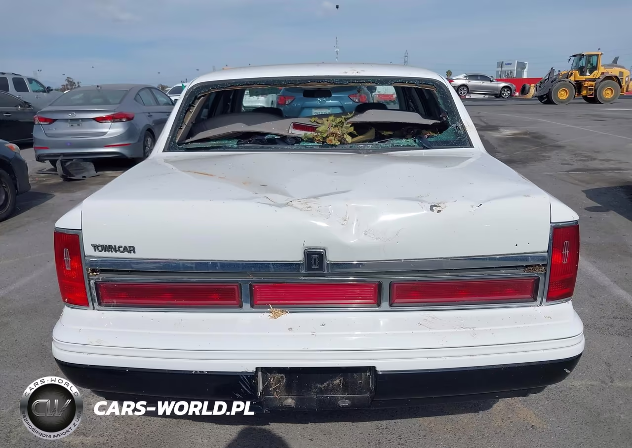 1995 Lincoln Town Car Cartier VIN:1LNLM83W9SY617672 - 16