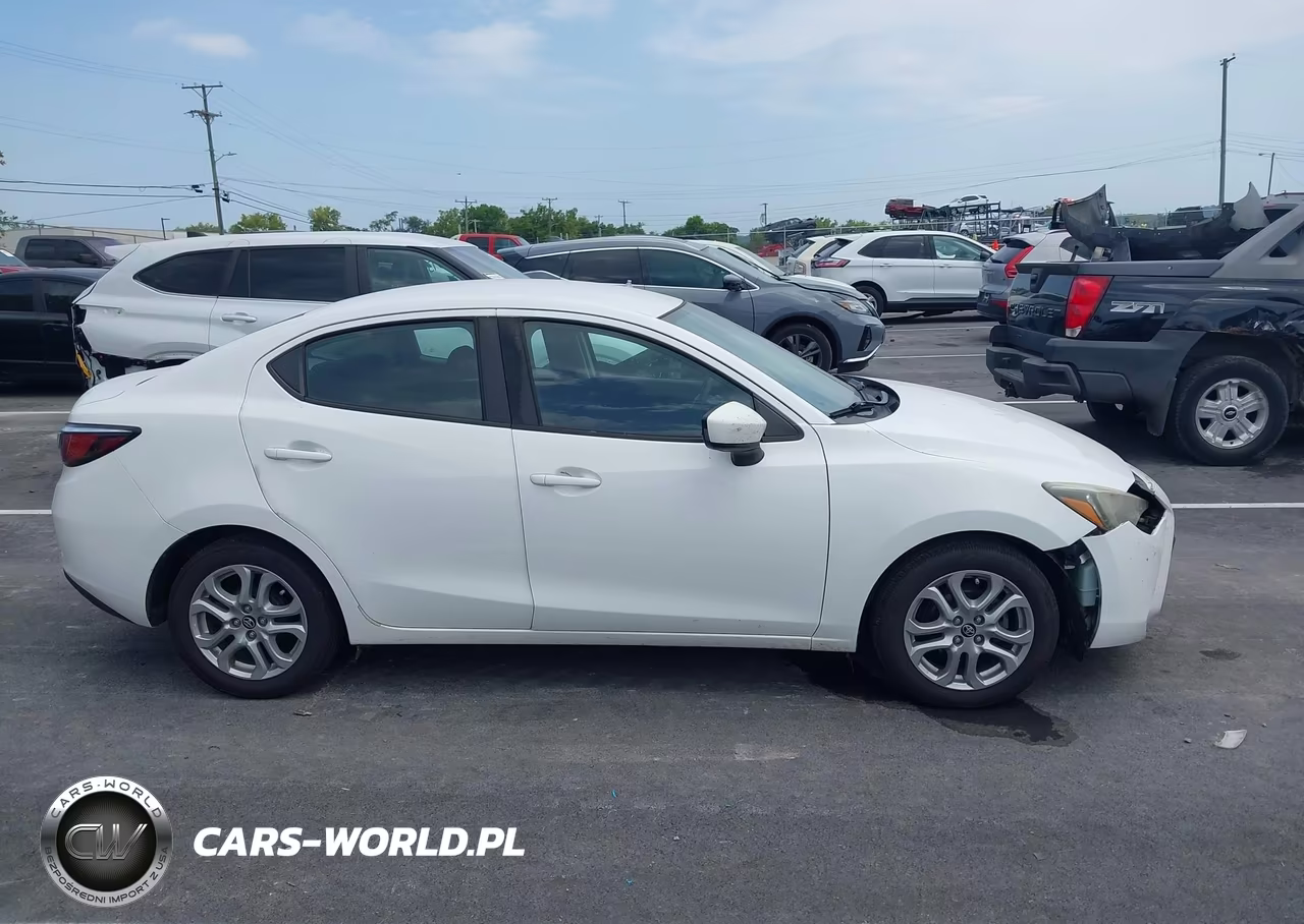 2018 Toyota Yaris Ia VIN:3MYDLBYV9JY319670 - 13