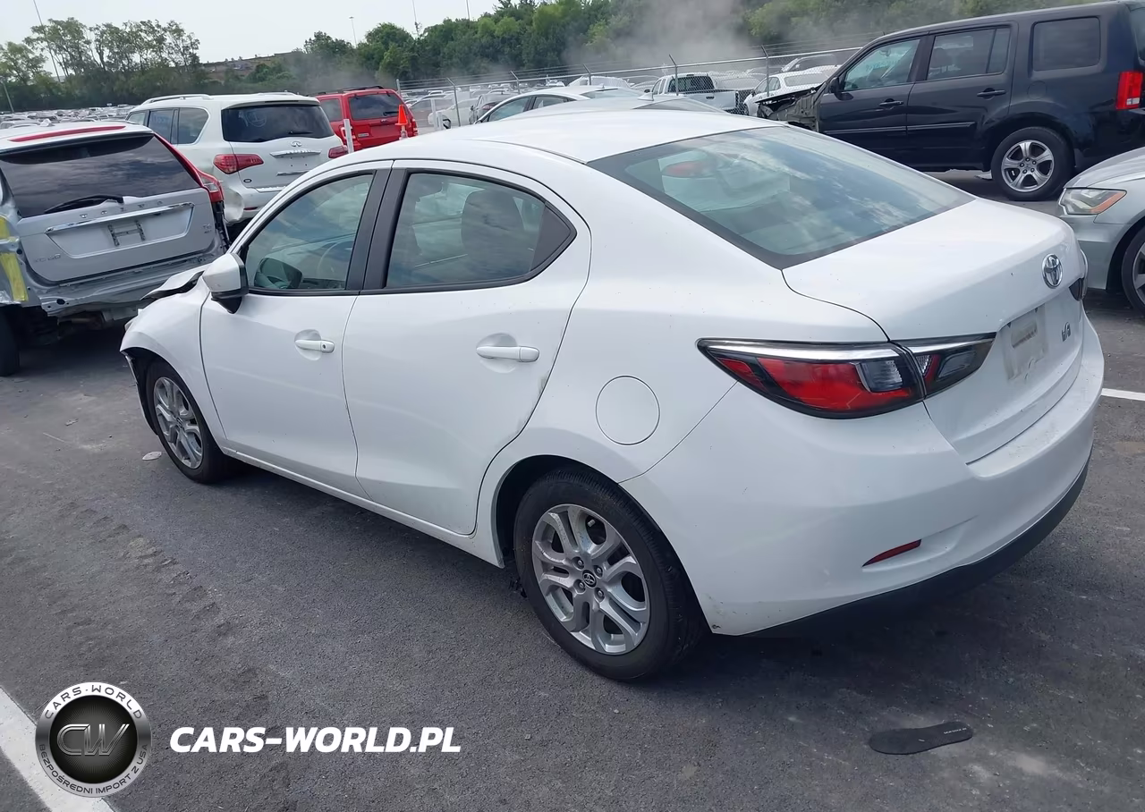 2018 Toyota Yaris Ia VIN:3MYDLBYV9JY319670 - 3