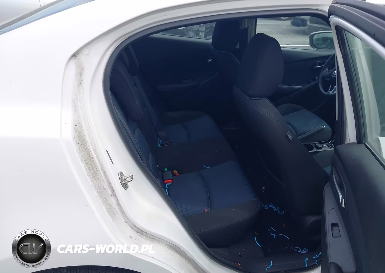 2018 Toyota Yaris Ia VIN:3MYDLBYV9JY319670 - 8