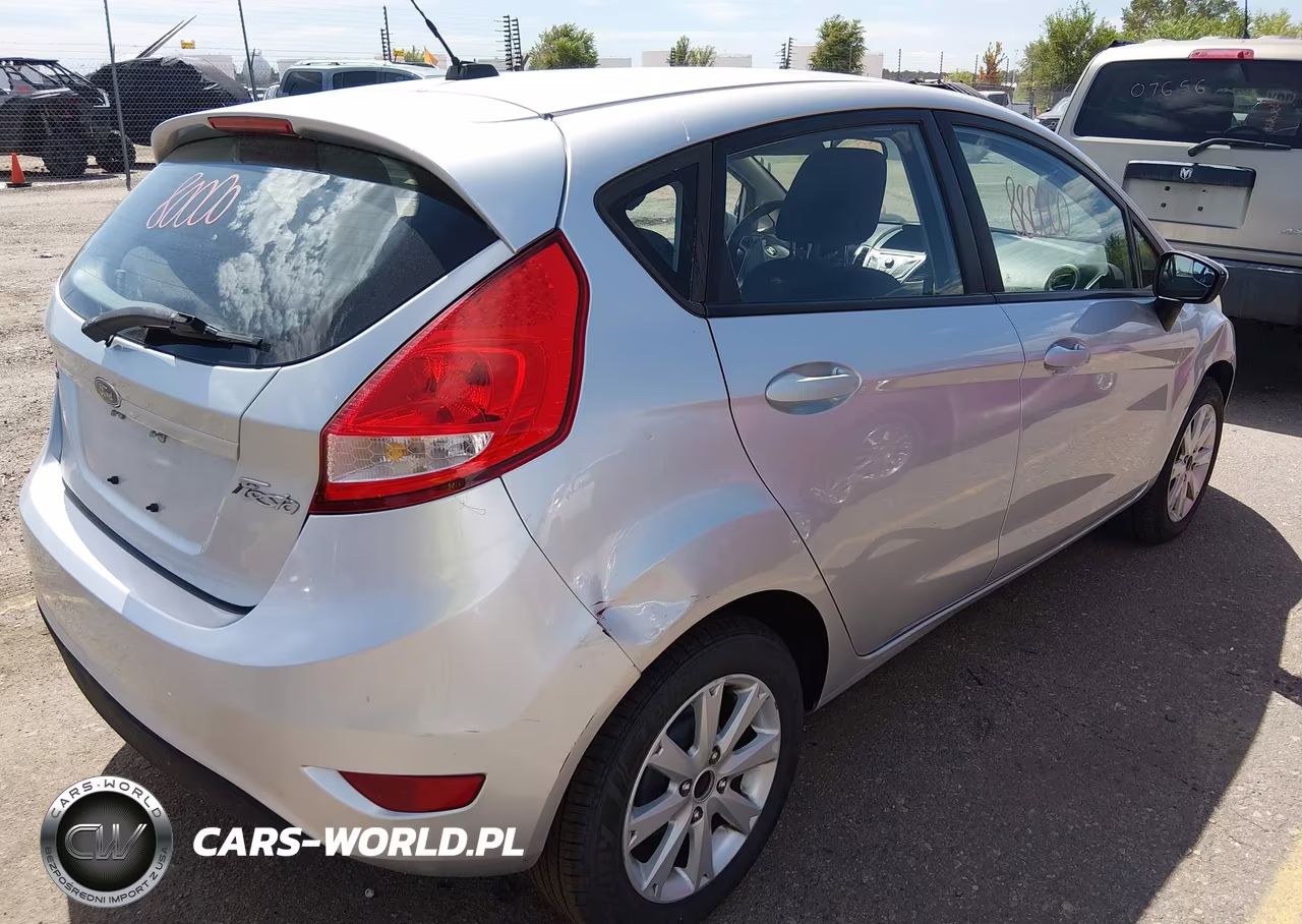 2011 Ford Fiesta Se VIN:3FADP4EJ7BM116775 - 4