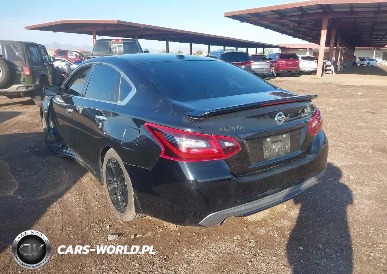 2018 Nissan Altima 2.5 Sr VIN:1N4AL3AP5JC287365 - 3